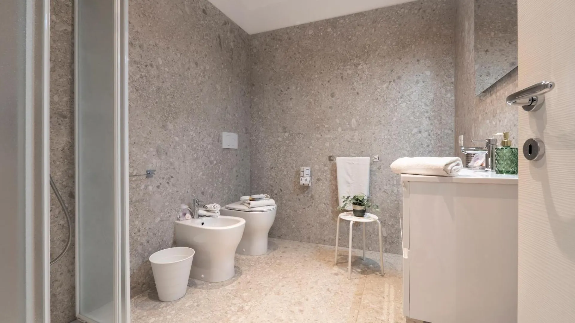 Zuara9Room Rimini Bed & Breakfast
