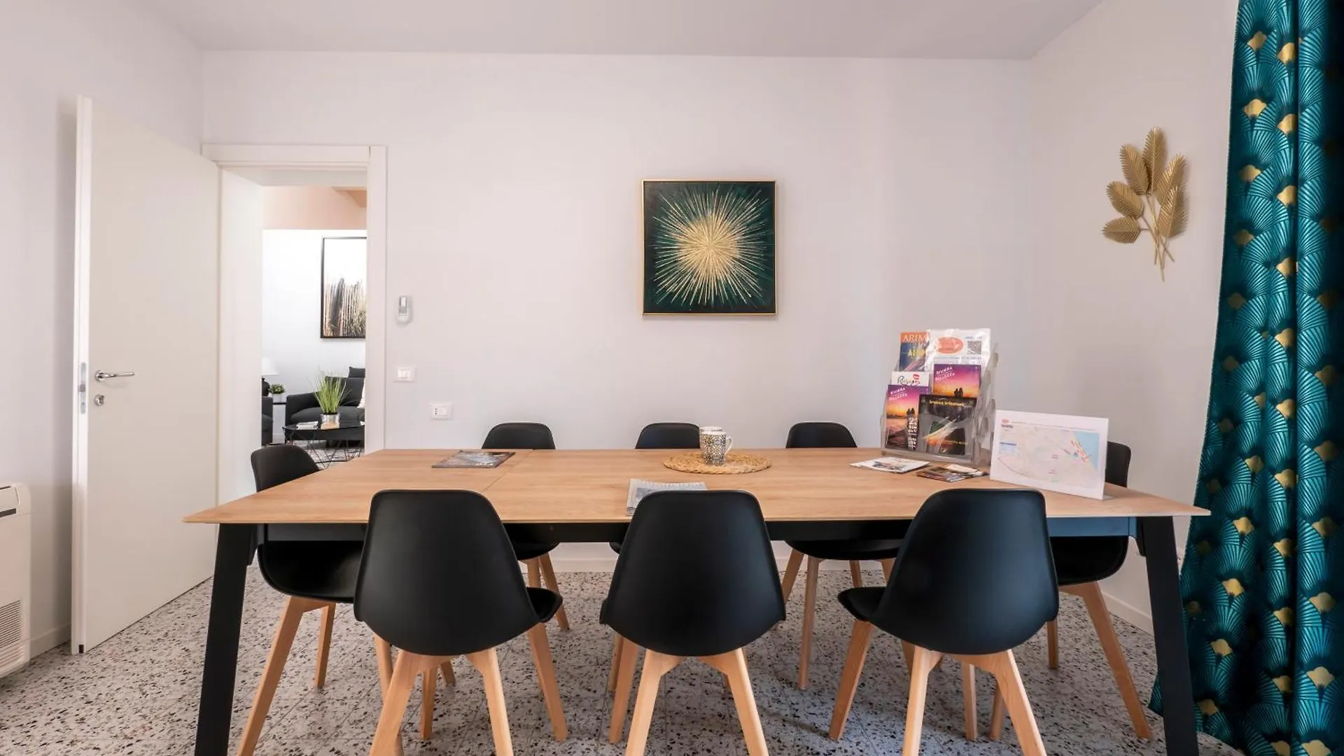 Zuara9Room Rimini