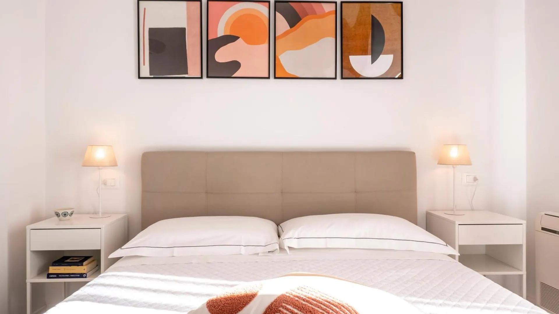 Zuara9Room Rimini Bed & Breakfast