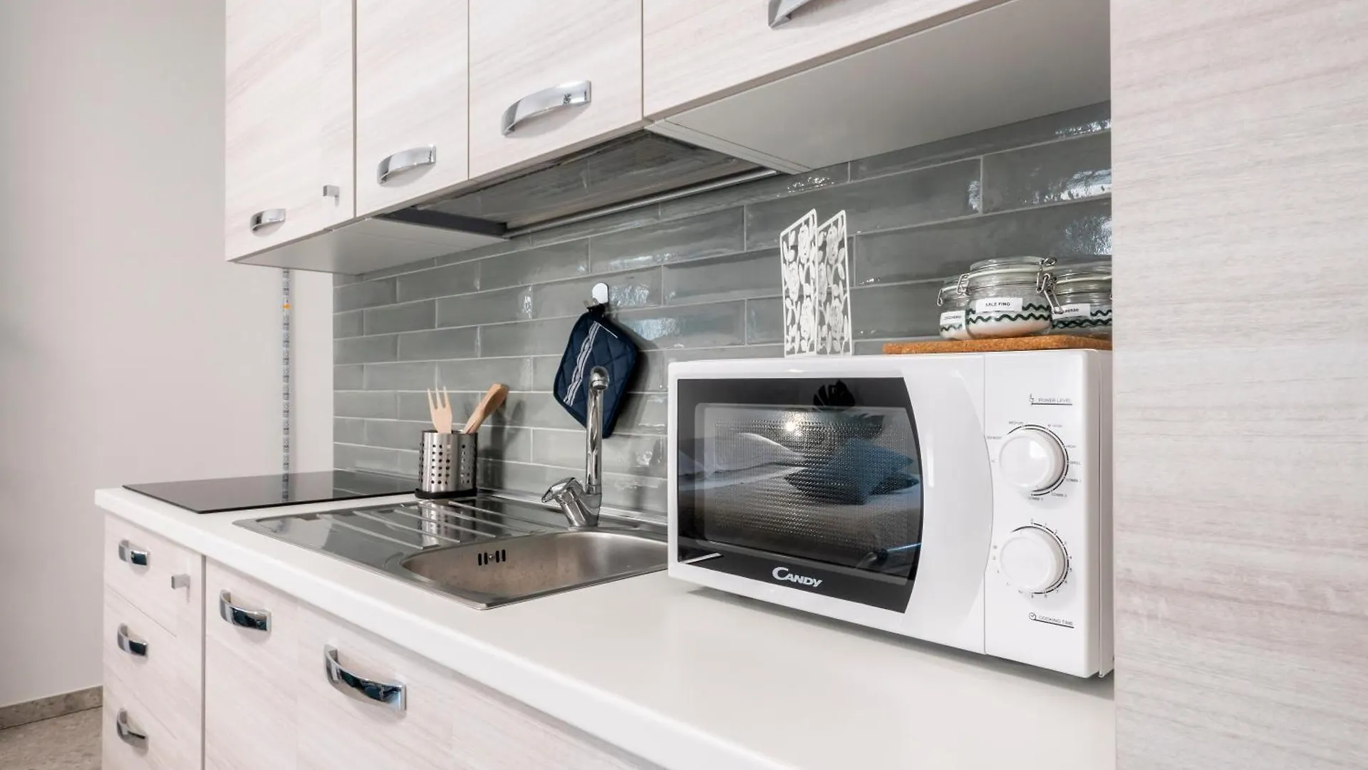 Zuara9Room Rimini Bed & Breakfast